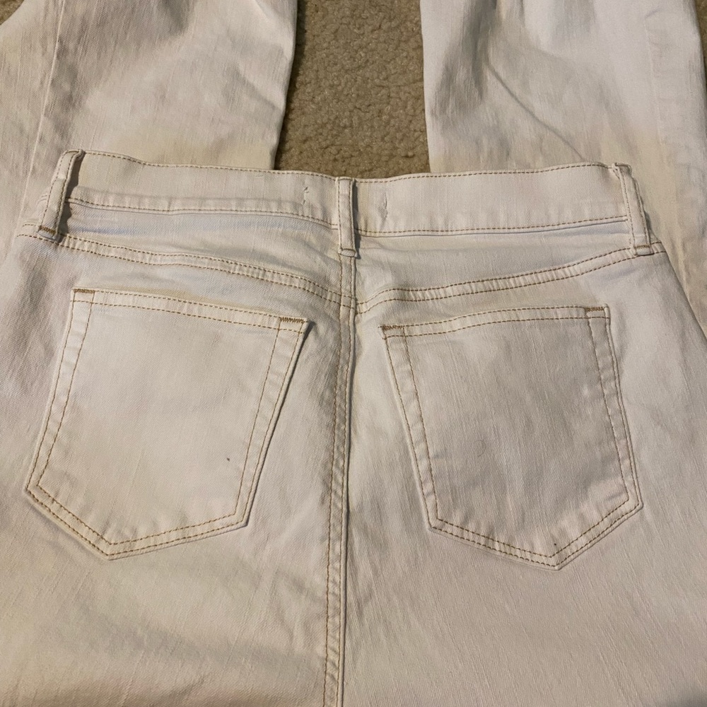 White high waisted cropped Flaired fray bottom loft jeans